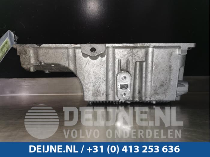 Carterpan van een Opel Insignia 2.0 CDTI 16V 160 Ecotec 2011