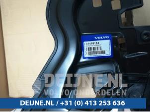 Volvo V60 Front panel O9990001279 photo 2
