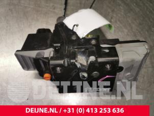 Volvo XC90 Türschlossmechanik 4-türig links hinten O95272 foto 3