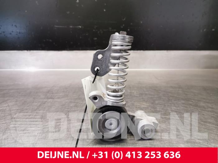 Spanrol Multiriem van een Volvo XC40 2019