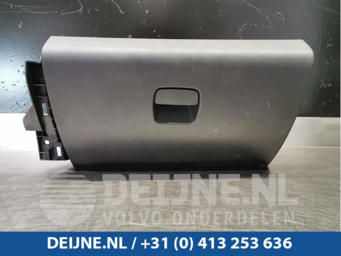 Renault Trafic Handschuhfach O95604