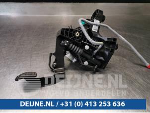 Renault Trafic Clutch pedal O95606 photo 2
