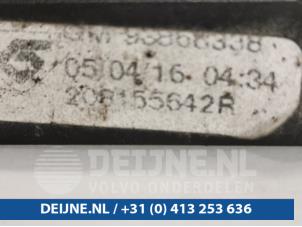 Renault Trafic Rußfilter Sensor O95643 foto 2
