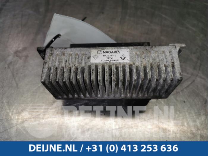 Renault Trafic Voorgloei Relais O95645