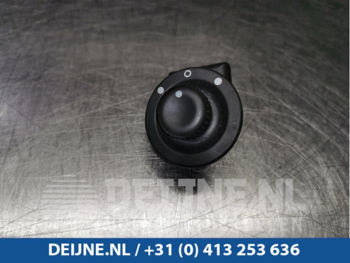Renault Trafic Spiegel Schakelaar O95657