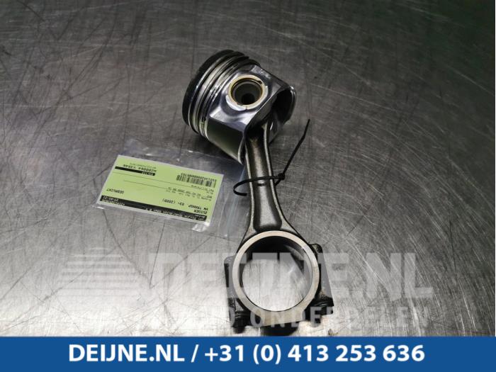 Gebruikte Zuiger Volkswagen Transporter/Caravelle T5 2.5 TDi Prijs € 96,80 Inclusief btw aangeboden door van Deijne Onderdelen Uden B.V.