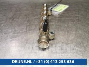 Opel Movano Einspritzdüse (Einspritzer) O95769 foto 2