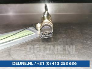 Opel Movano Einspritzdüse (Einspritzer) O95769 foto 3
