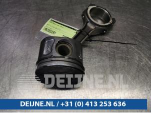 Ford Transit Piston O95782 photo 2