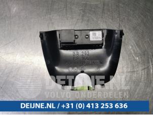 Mercedes GLE SOS button O96119 photo 2