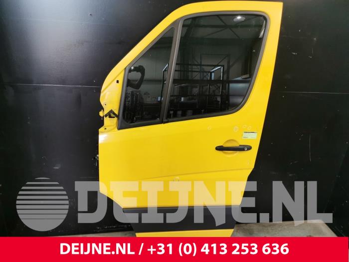 Volkswagen Crafter Portier 2Deurs links O96145