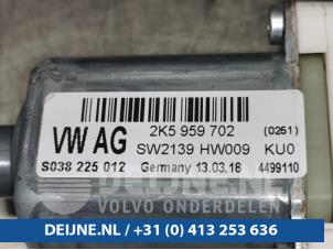 Volkswagen Caddy Ruitmechaniek 2Deurs rechts-voor O96190 foto 3
