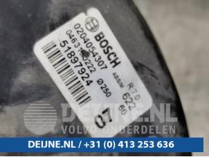 Opel Combo Rembekrachtiger O96305 foto 2