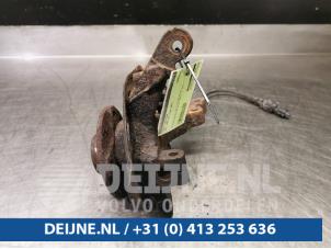 Opel Combo Achsschenkel links vorne O96308 foto 2