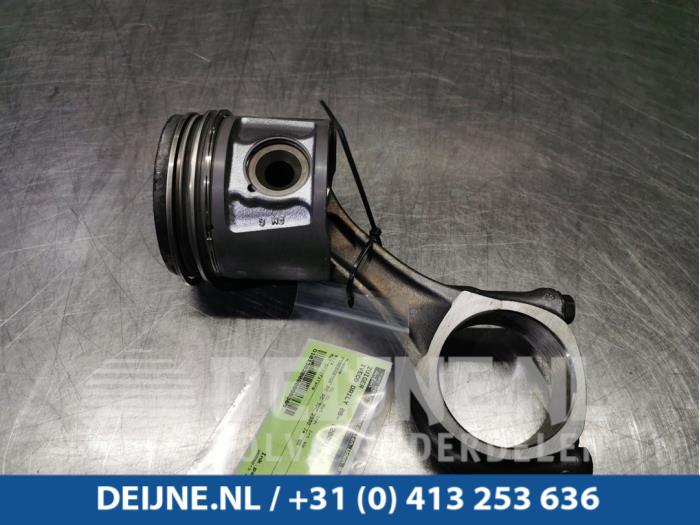 Iveco Daily Kolben O96365