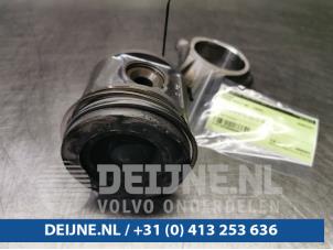 Iveco Daily Piston O96365 photo 2