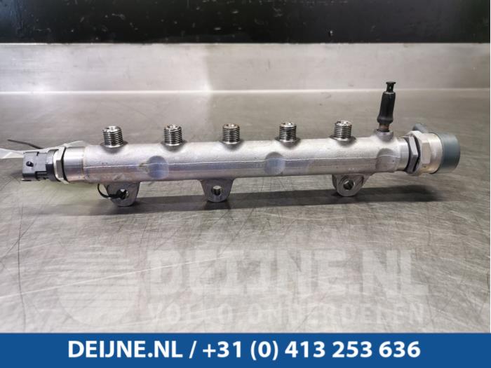 Gebruikte Verstuiver brug Opel Vivaro 2.0 CDTI Prijs € 66,55 Inclusief btw aangeboden door van Deijne Onderdelen Uden B.V.