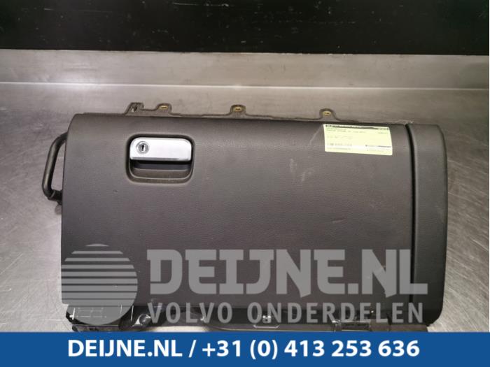 Porsche Cayenne Handschuhfach O96476