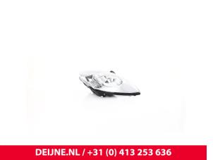 Hyundai H300 Headlight, left O9990001308 photo 2