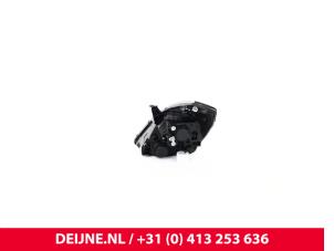 Hyundai H300 Koplamp rechts O9990001309 foto 4