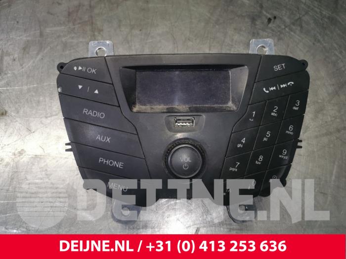 Ford Transit Radio O96859