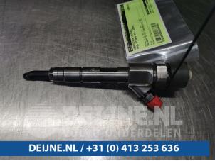 Opel Vivaro Injector (diesel) O96868 photo 2