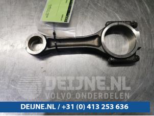 Gebruikte Drijfstang Volkswagen Crafter Prijs € 121,00 Inclusief btw aangeboden door van Deijne Onderdelen Uden B.V.