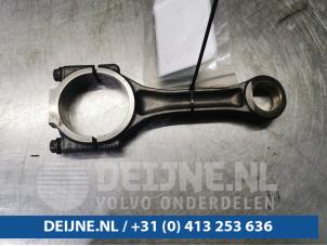 Gebruikte Drijfstang Volkswagen Crafter Prijs € 121,00 Inclusief btw aangeboden door van Deijne Onderdelen Uden B.V.