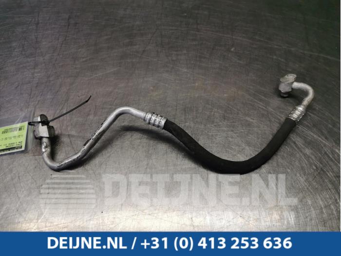 BMW 1-Serie Klima Leitung O97083