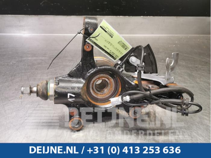 Peugeot Expert Achsschenkel links vorne O97178