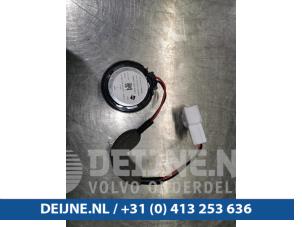 Tesla Model X Luidspreker O97232 foto 2