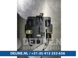 Tesla Model X Central door locking module O97292 photo 2