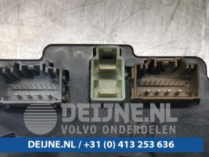 Tesla Model X Central door locking module O97292 photo 3