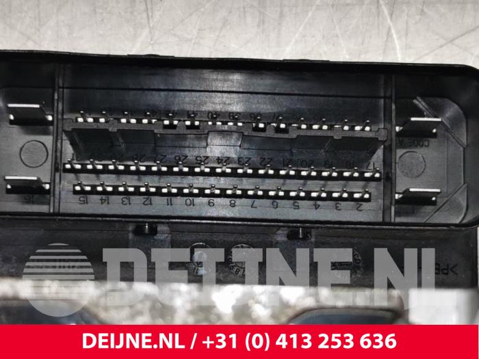 Gebruikte ABS Pomp Volvo V70 (BW) 3.0 T6 24V AWD Prijs € 40,00 Margeregeling aangeboden door van Deijne Onderdelen Uden B.V.