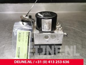 Volvo V70 ABS Pumpe O97378 foto 2