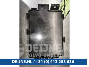Tesla Model X Sicherungskasten O97453 foto 3