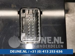 Tesla Model X Computer Kachel O97473 foto 3
