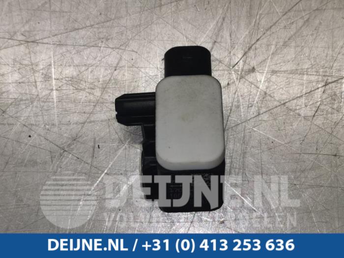 Tesla Model X Airbag Sensor O97476