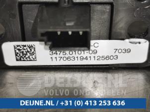 Tesla Model X Panikbeleuchtung Schalter O97493 foto 2