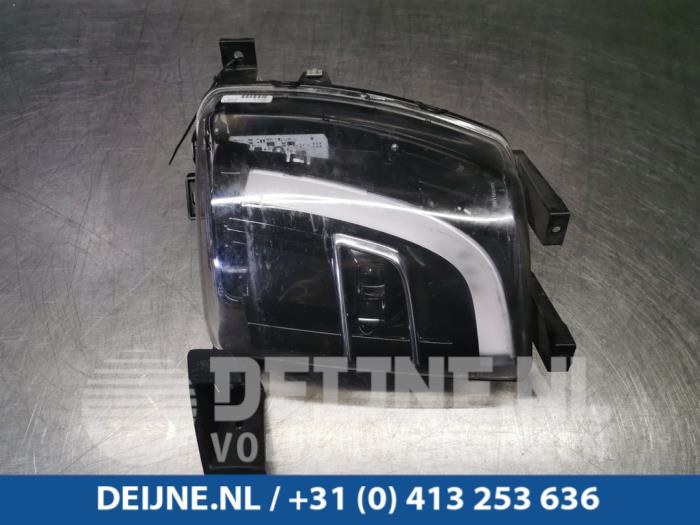 Tesla Model X Dagrijverlichting links O97505