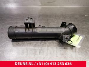 Volvo V40 Intercooler Buis O97759 foto 2