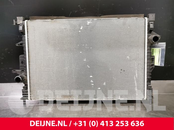 Gebruikte Radiateur Volvo V40 (MV) 2.0 D4 16V Prijs € 70,00 Margeregeling aangeboden door van Deijne Onderdelen Uden B.V.