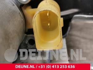 Volvo V70 Ruitmechaniek 4Deurs links-achter O97904 foto 2