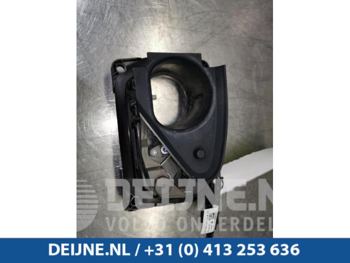 Tesla Model S Ladesteckdose Elektro-Auto O97945