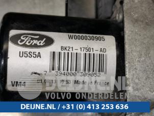 Ford Transit Custom Front wiper motor O98230 photo 2