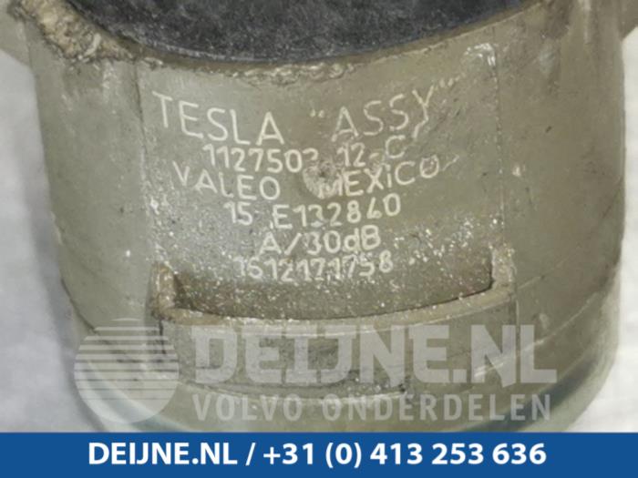 Tesla Model S PDC Sensor O98295
