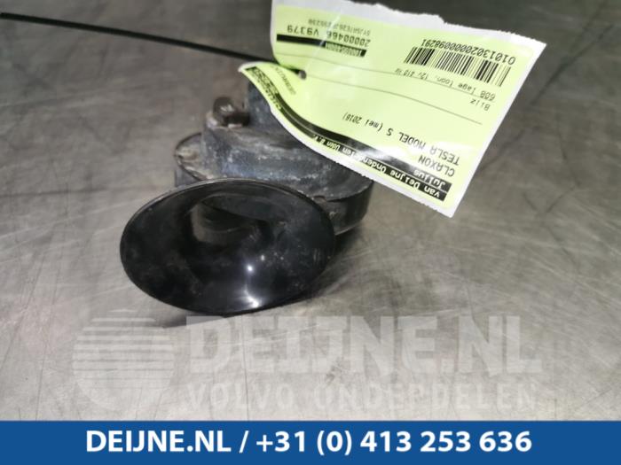 Tesla Model S Claxon O98291