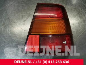 Gebruikte Achterlicht rechts Volvo 940 II 2.3i Prijs € 30,00 Margeregeling aangeboden door van Deijne Onderdelen Uden B.V.