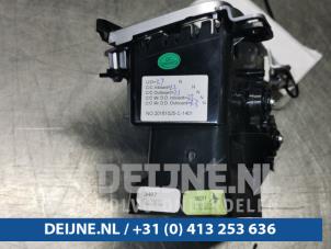 Tesla Model X Dashboard vent O98341 photo 3