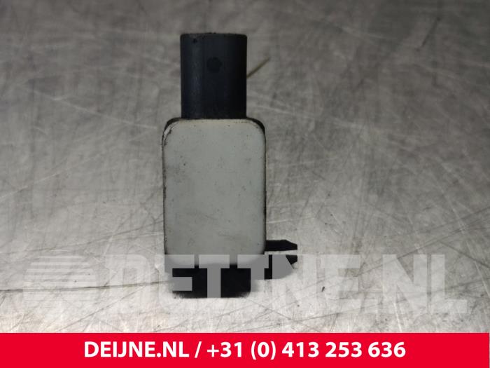 Volvo V70 Airbag Sensor O98361